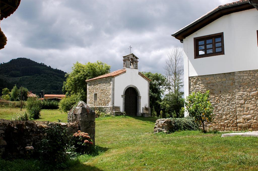 Hotel Casona Cuervo San Tirso de Candamo Eksteriør billede