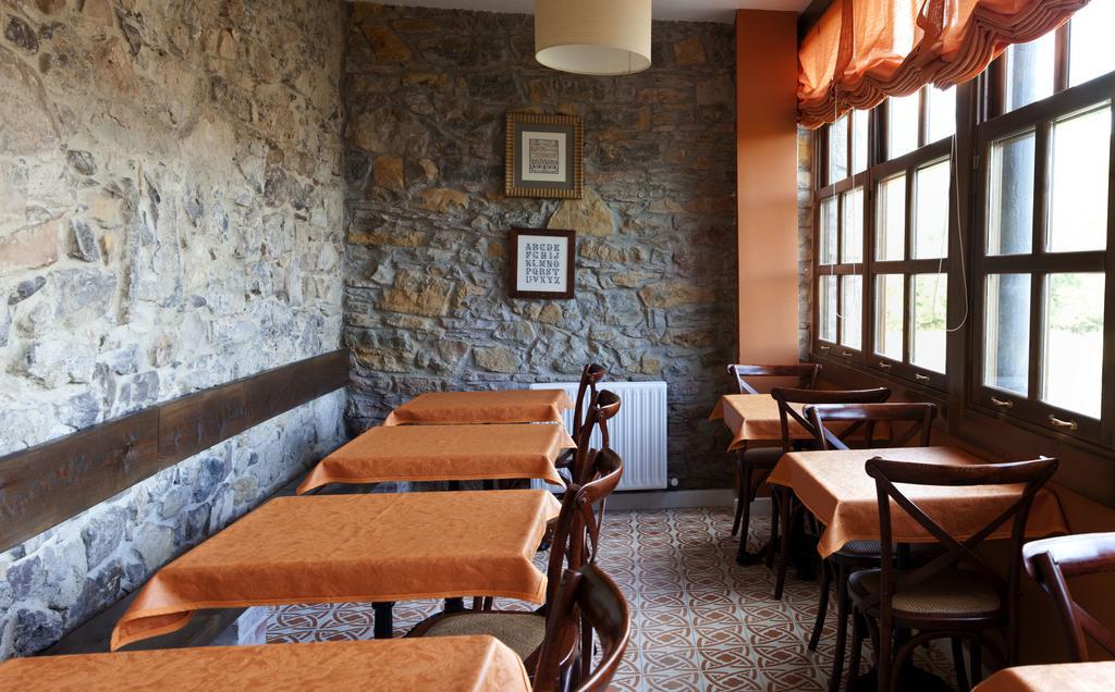 Hotel Casona Cuervo San Tirso de Candamo Eksteriør billede