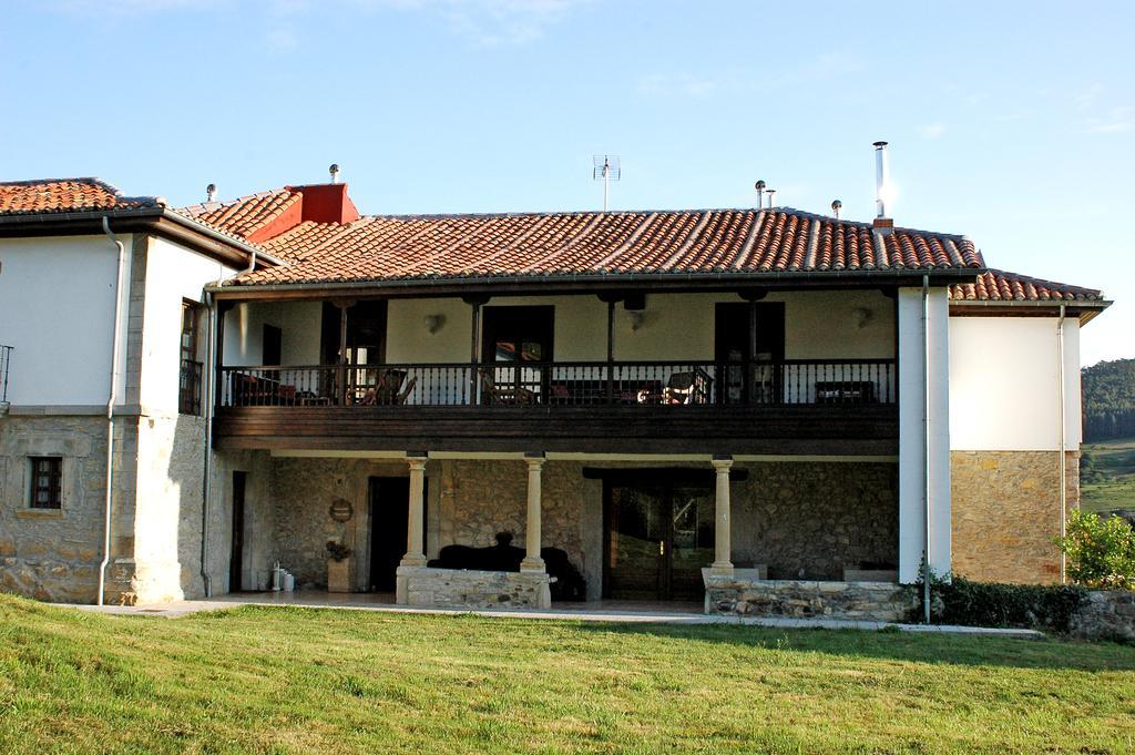 Hotel Casona Cuervo San Tirso de Candamo Eksteriør billede